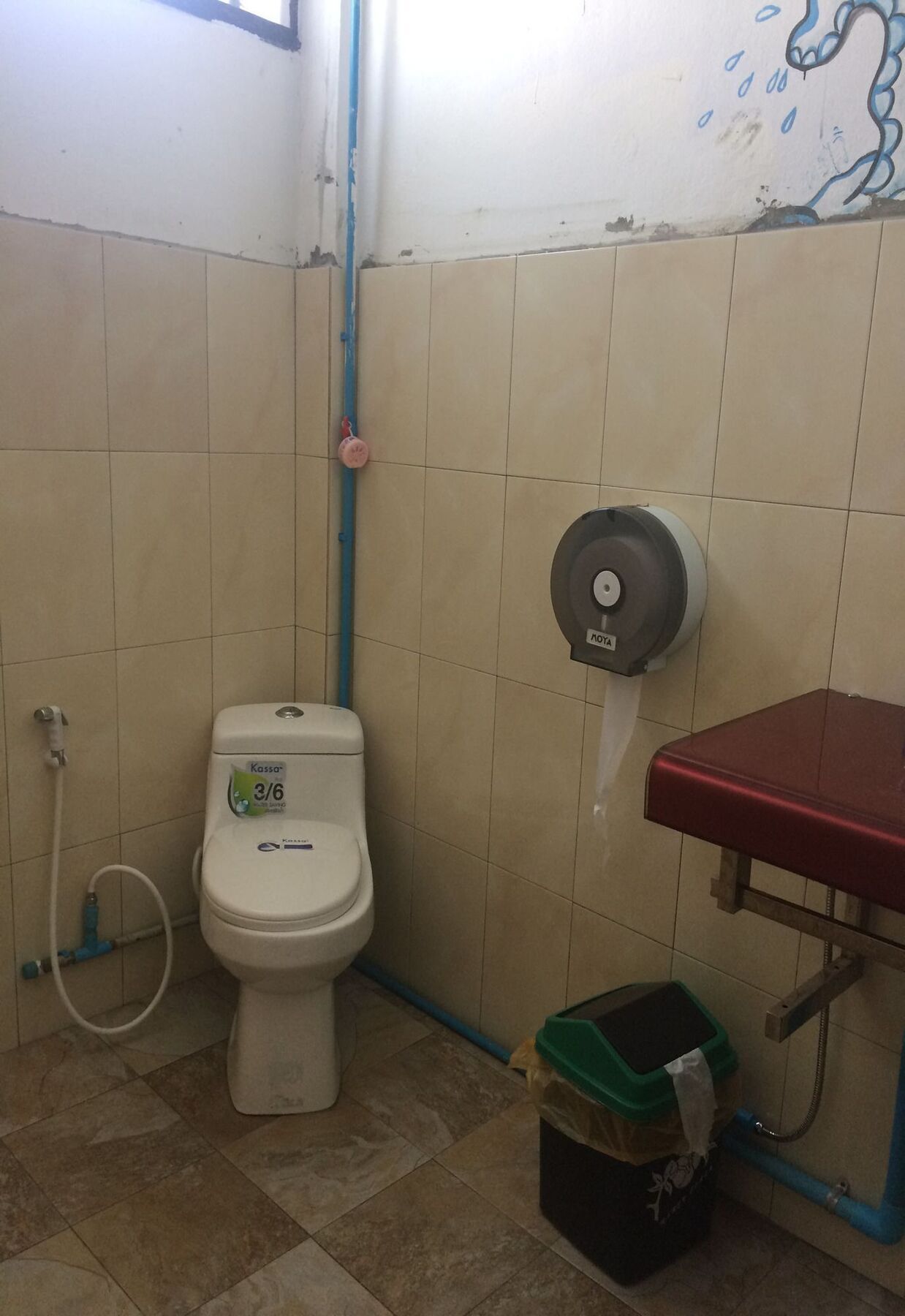 Bar 184 Party Hostel (Adults Only) Chiang Rai Bagian luar foto