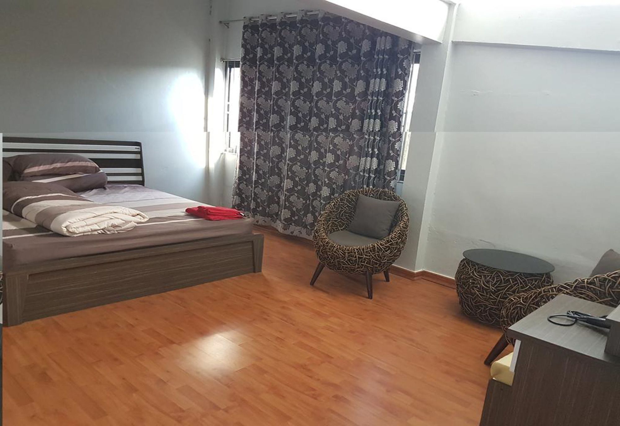 Bar 184 Party Hostel (Adults Only) Chiang Rai Bagian luar foto